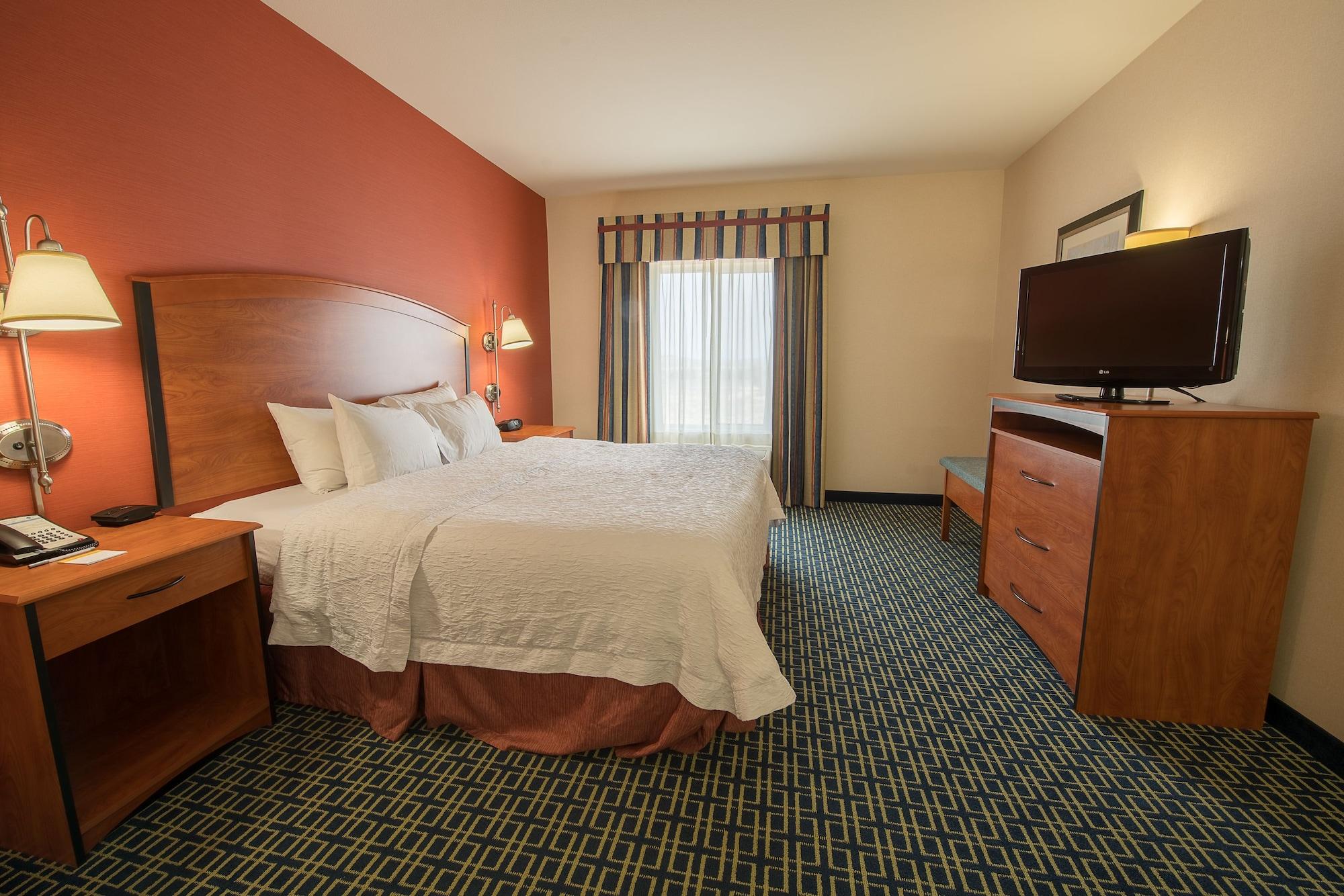 Hampton Inn & Suites Ridgecrest Exterior photo