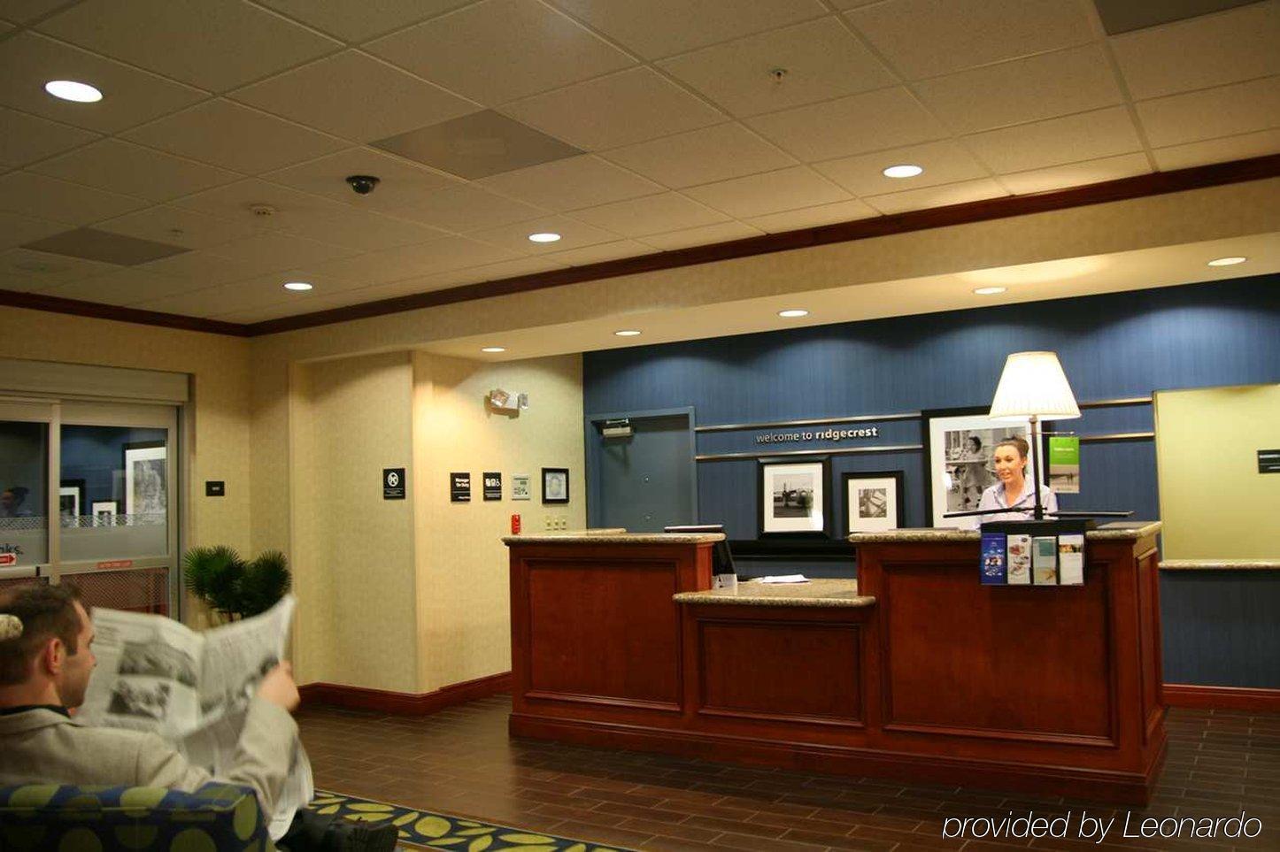 Hampton Inn & Suites Ridgecrest Interior photo